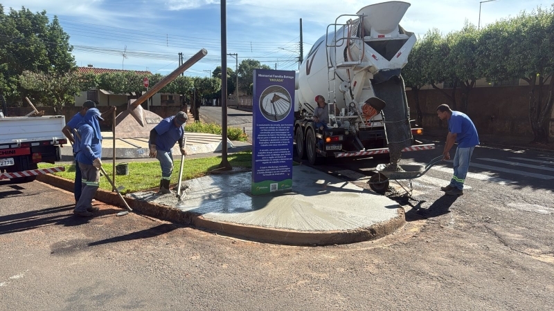 Noticia revitalizacao-do-monumento-da-enxada-resgata-historia-de-pioneiros-da-vila